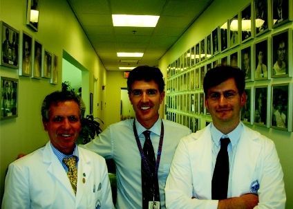 A perfect world... Un an passé dans l'unité de chirurgie de la main et du membre supérieur du Massachusetts General Hospital, Boston, USA