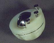 Prévention et traitement des luxations des prothèses de hanche par butée prothétique