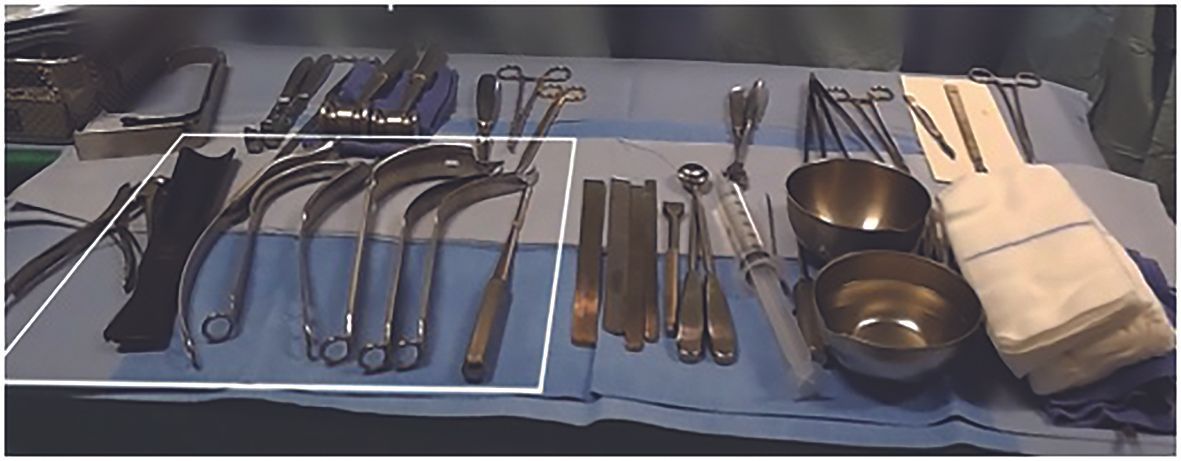 Voie antérieure sans extension de table et double mobilité. Pourquoi et comment...