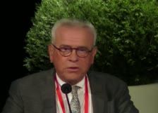 L'arthroplastie de hanche douloureuse : suspiscion de conflit