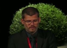 Extraction des implants : ciment / sans ciment