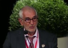 Cotyle à plot ilion ischiatique